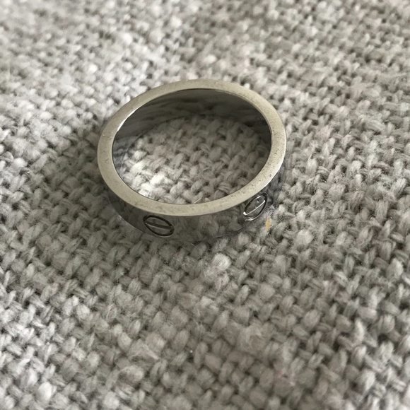 Screw Motif Love Ring - Size 9 approx. - Picture 2 of 7